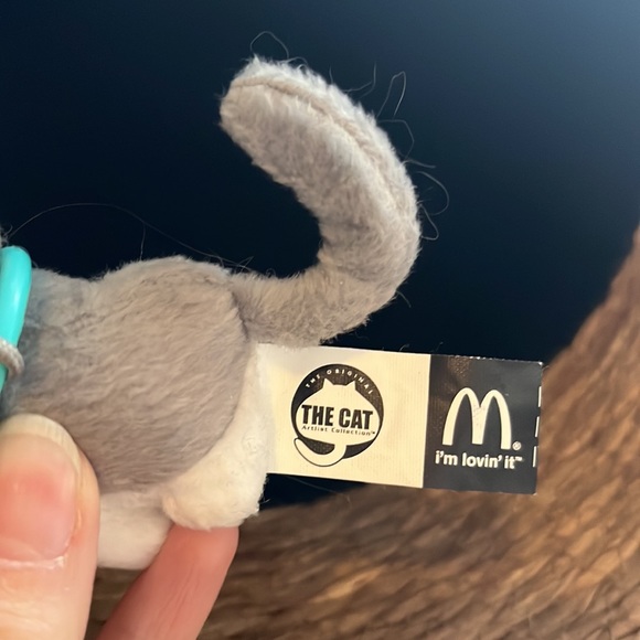 The Cat: Scottish Fold McDonald’s Toy - Picture 2 of 4